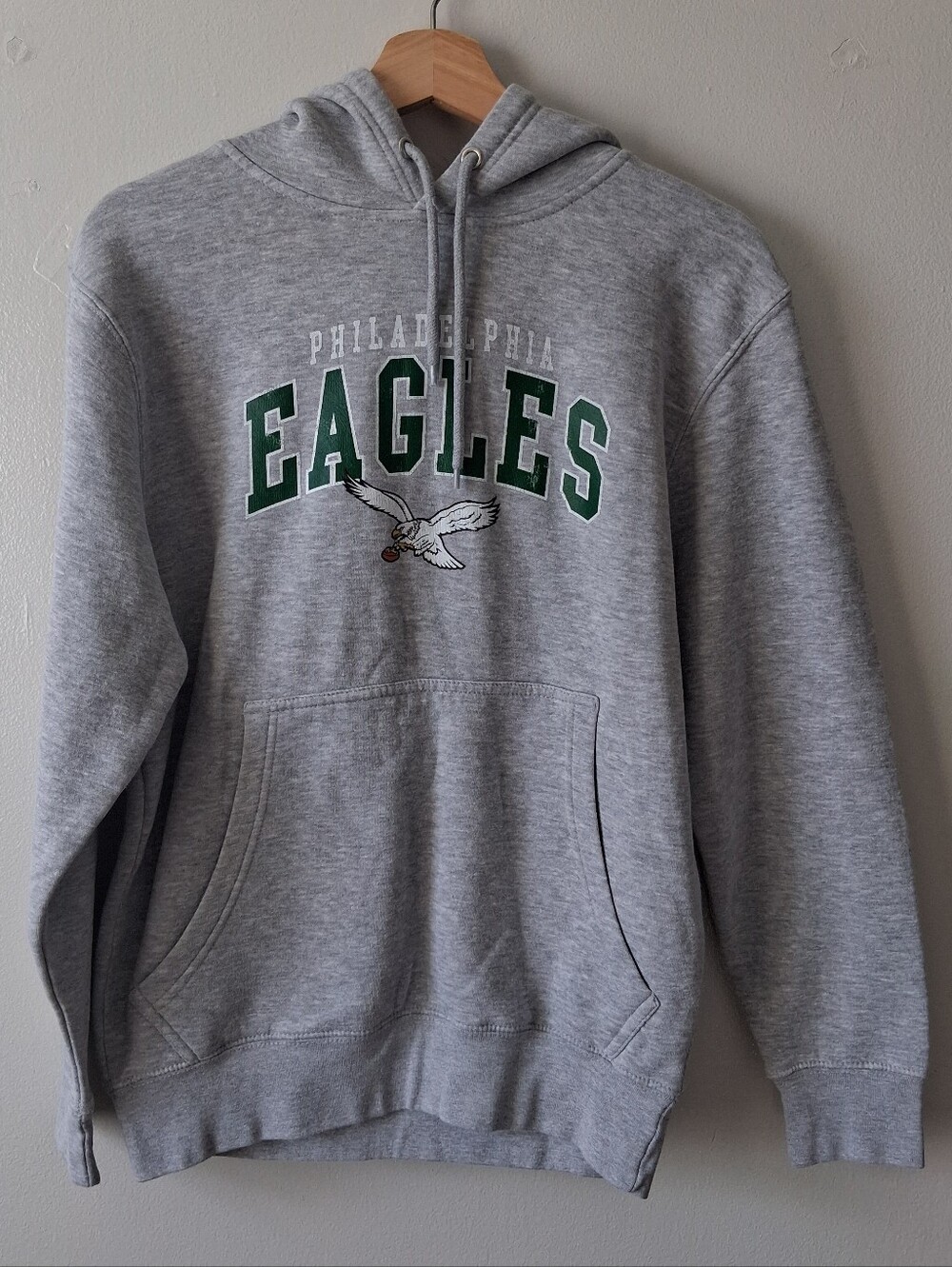 Starter Philadelphia Eagles Gray Hoodie